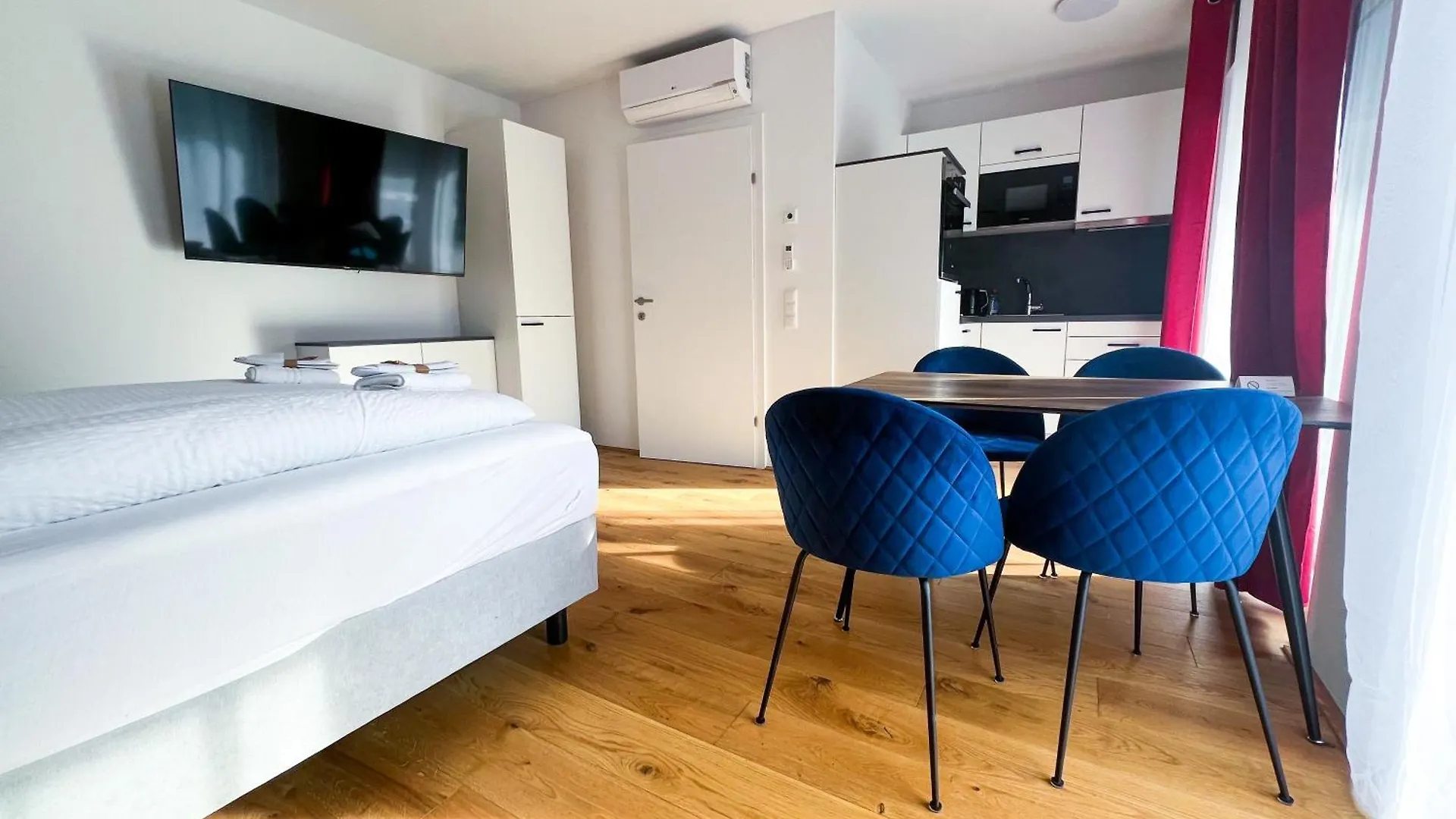 Grosszuegige Wohnung Mit Terrasse Vienna